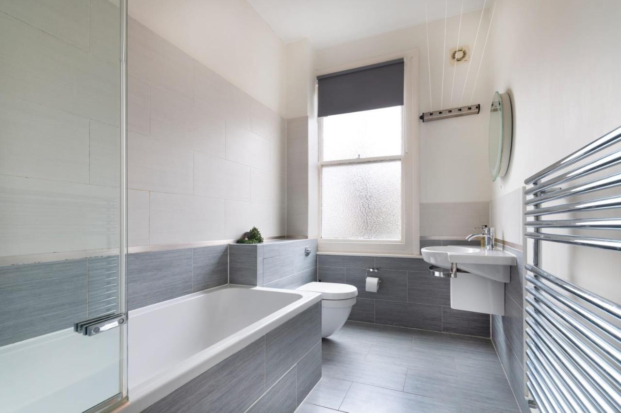 1 Bed Clapham Junction Apartment Londres Exterior foto