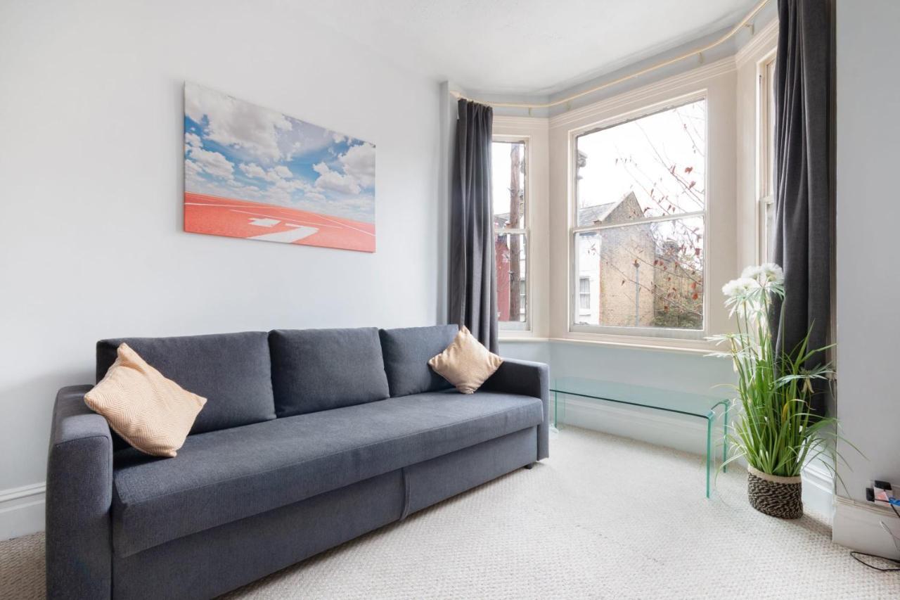1 Bed Clapham Junction Apartment Londres Exterior foto